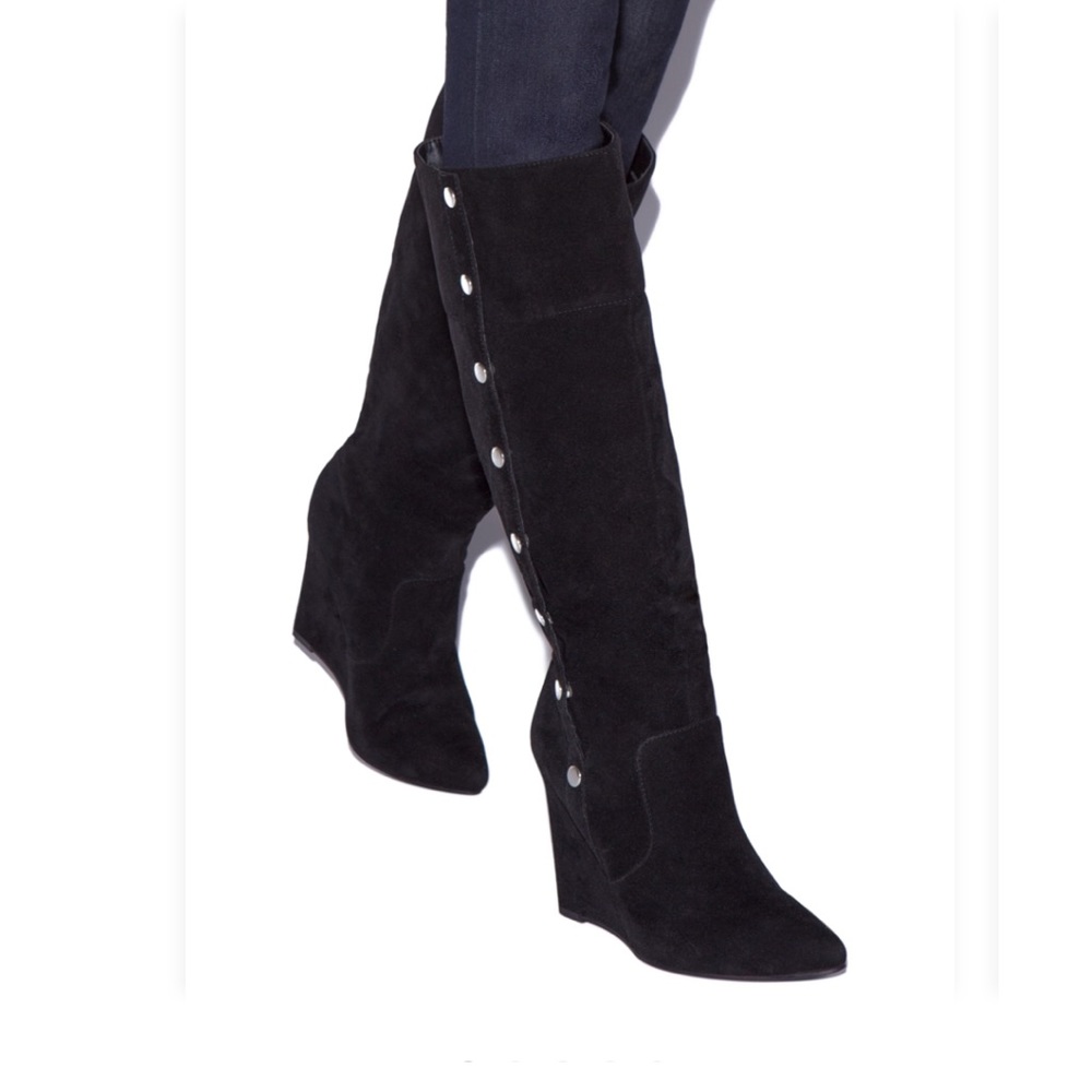 Heeled Wedge Boots | 9.5 🔥